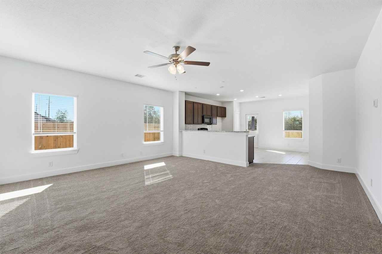 4506 Blue Mountain Laurel St - Photo 6 of 30