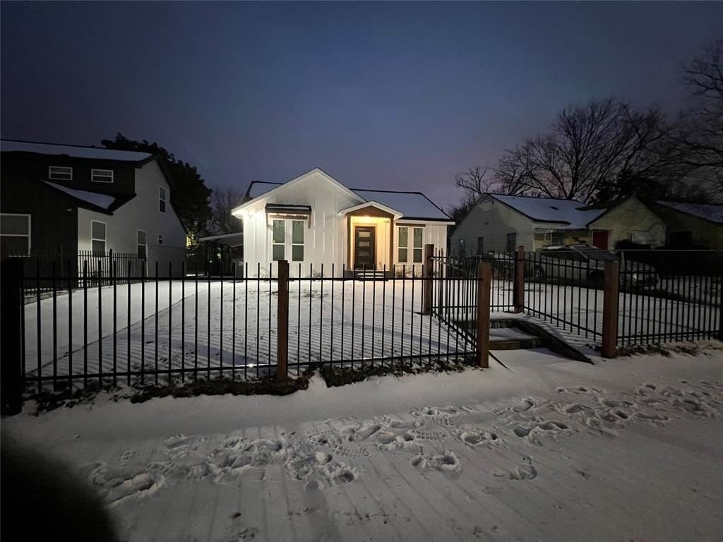 1202 Morrell Ave - Photo 2 of 23