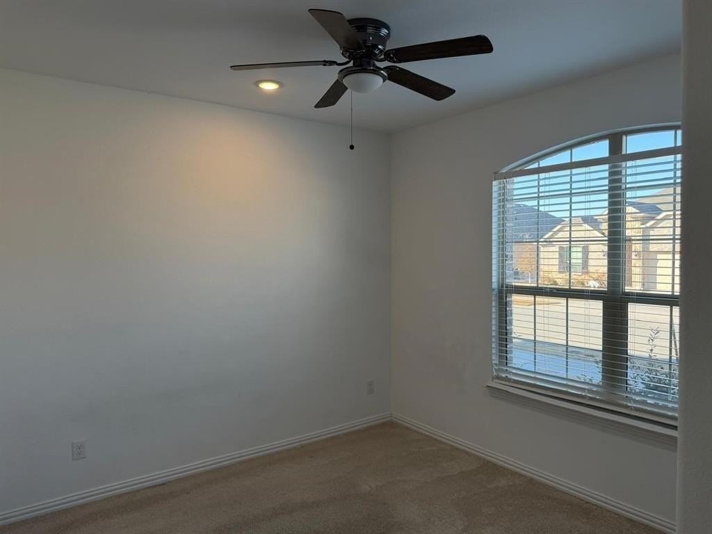 2521 Birchcrest Dr - Photo 6 of 34