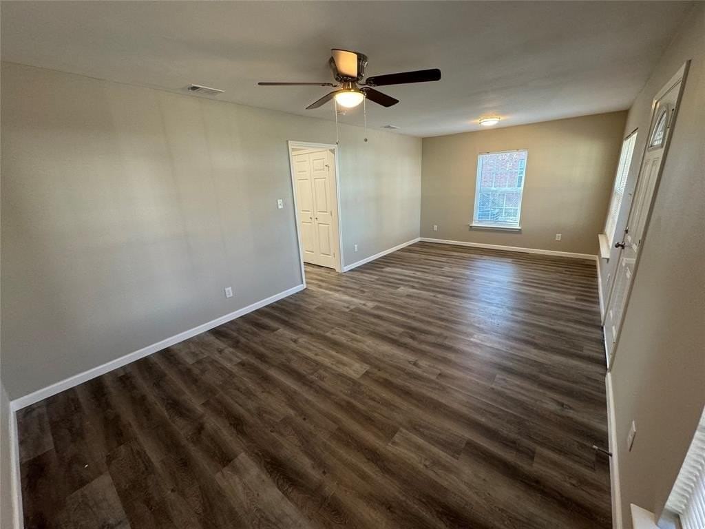 3916 Carnation Ave - Photo 5 of 13