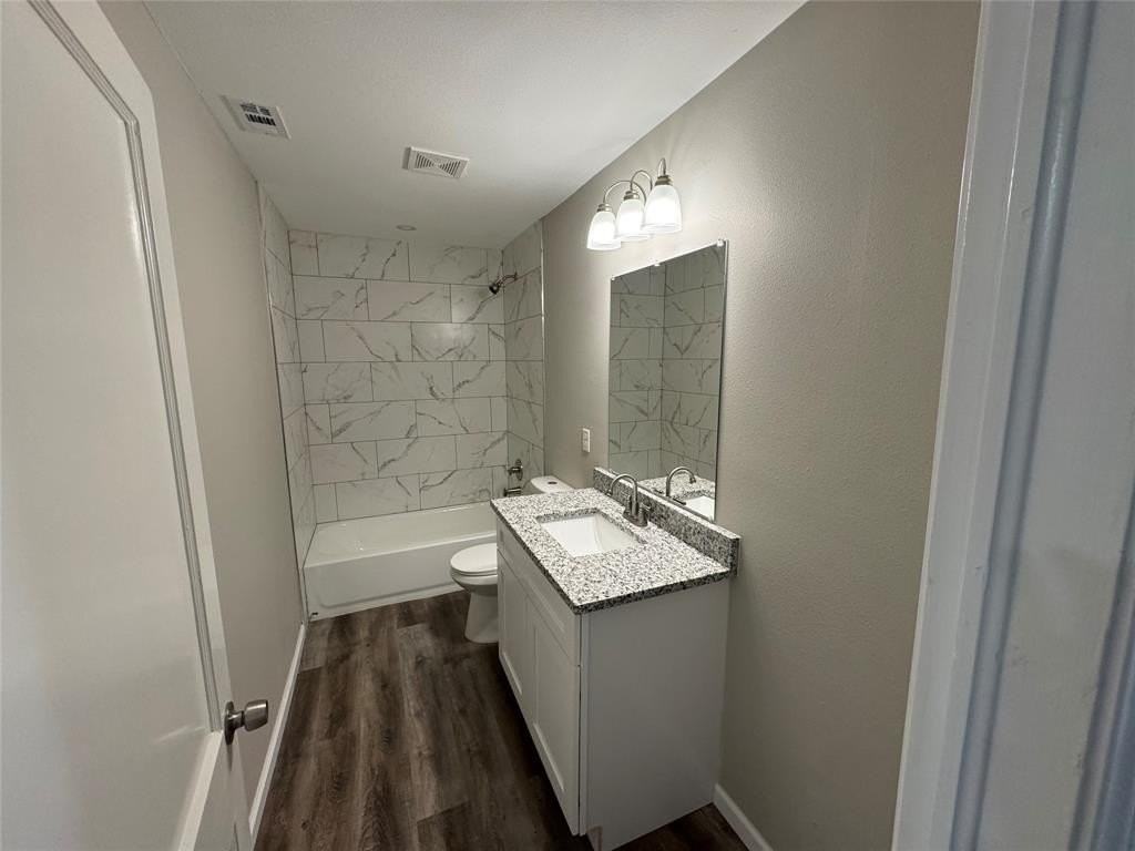 3916 Carnation Ave - Photo 7 of 13