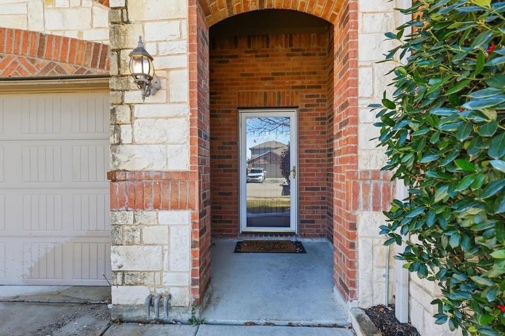 14344 Artisan Dr - Photo 4 of 40