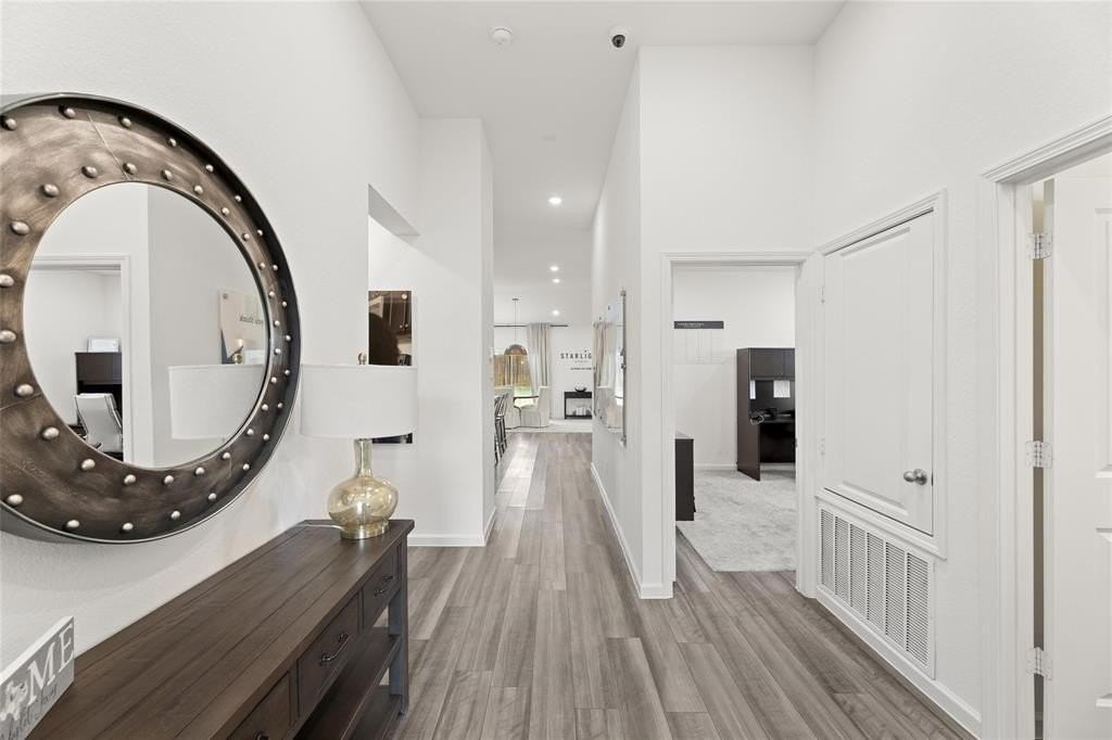 1540 Shadow Hawk Dr - Photo 4 of 27