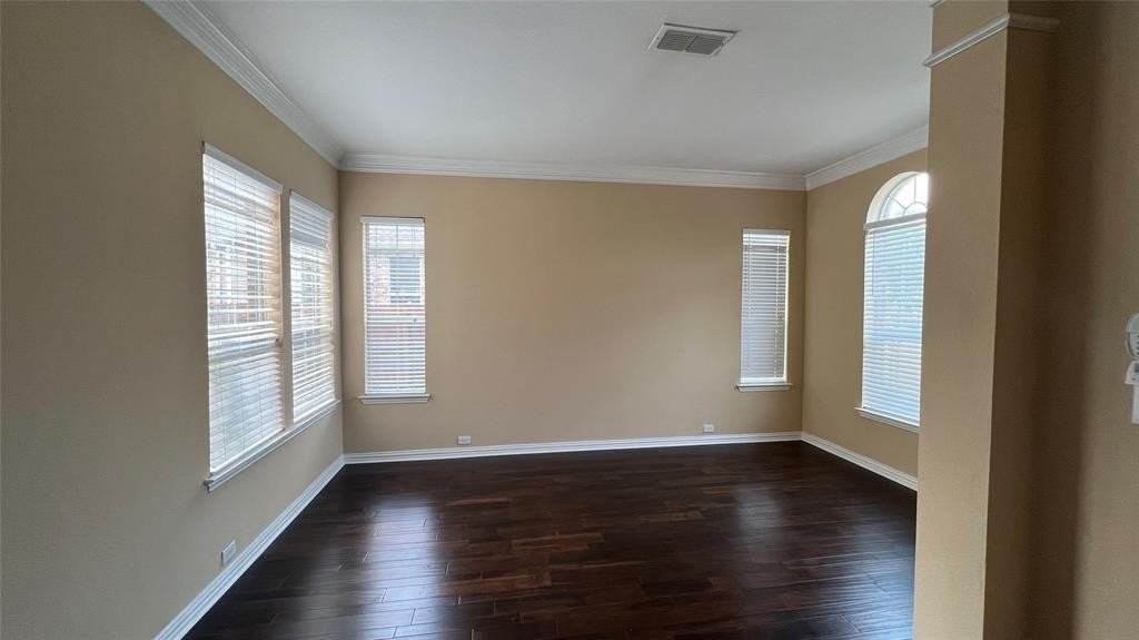 2205 Eagles Nest Dr - Photo 4 of 20