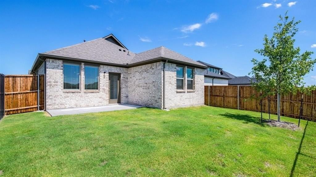 4712 Hunter Hurst Dr - Photo 4 of 30