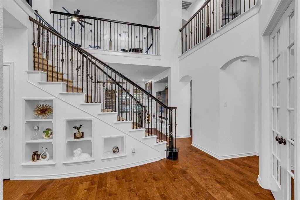 13389 Spirit Falls Dr - Photo 5 of 40