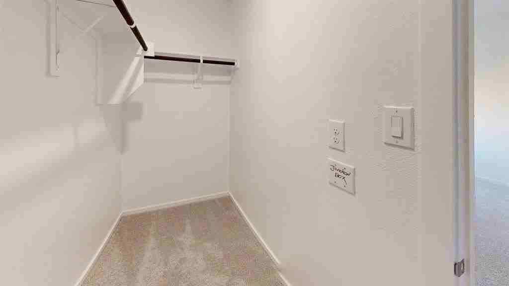 14085 Ladbroke St - Photo 7 of 19