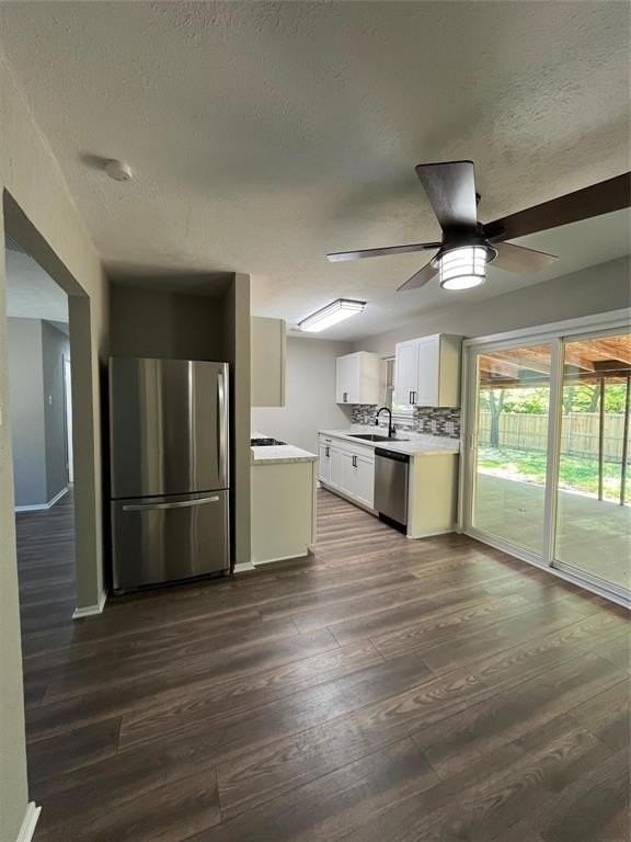 3702 Larry St - Photo 6 of 12