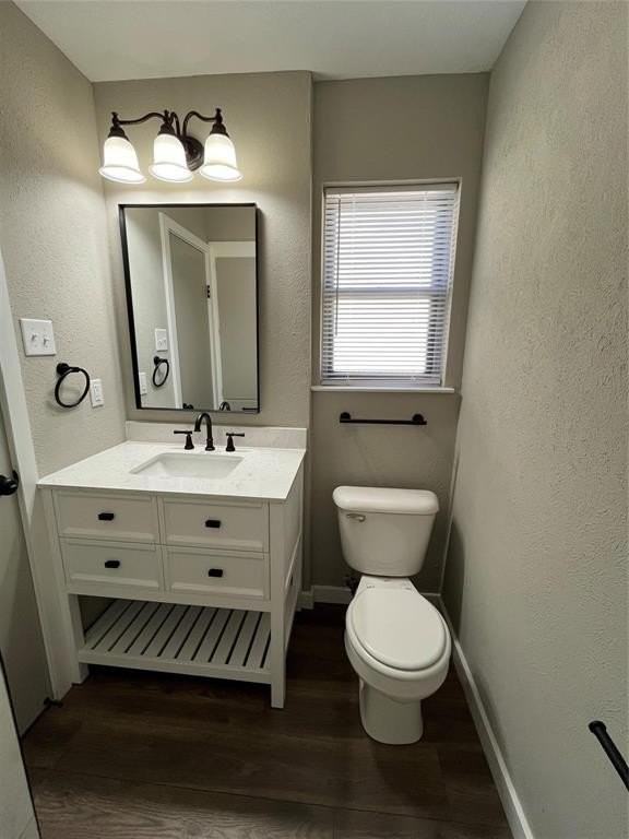 3702 Larry St - Photo 7 of 12