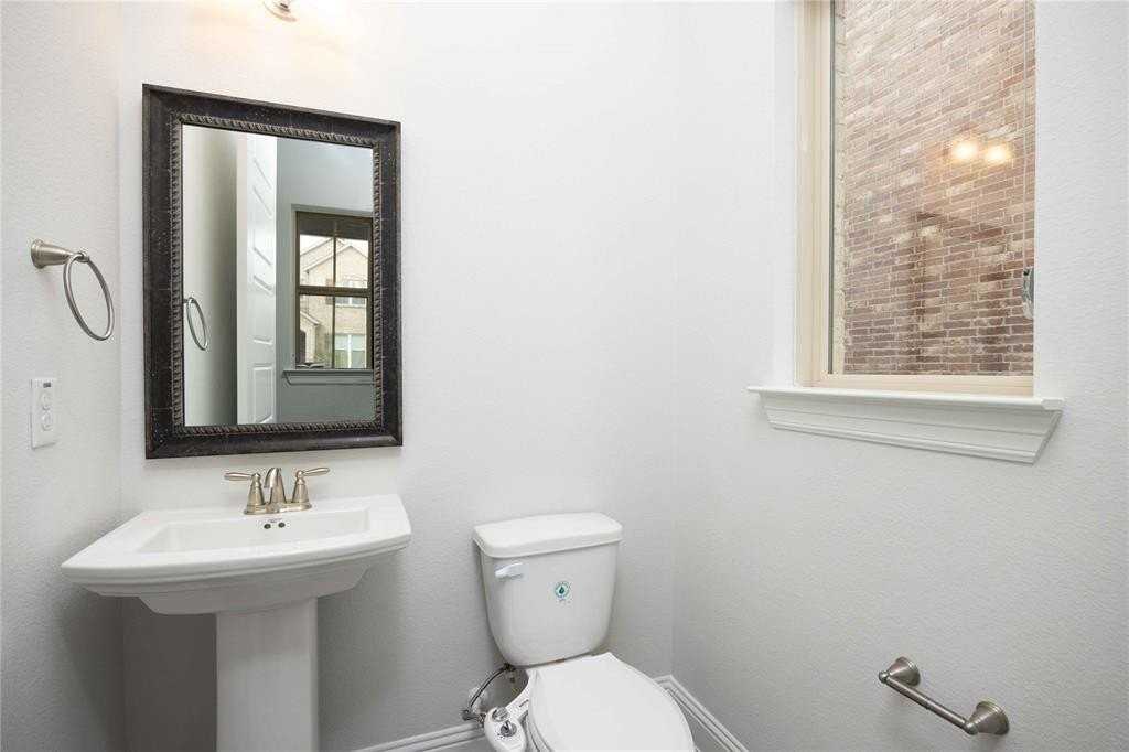 3575 Sevilla Dr - Photo 4 of 38