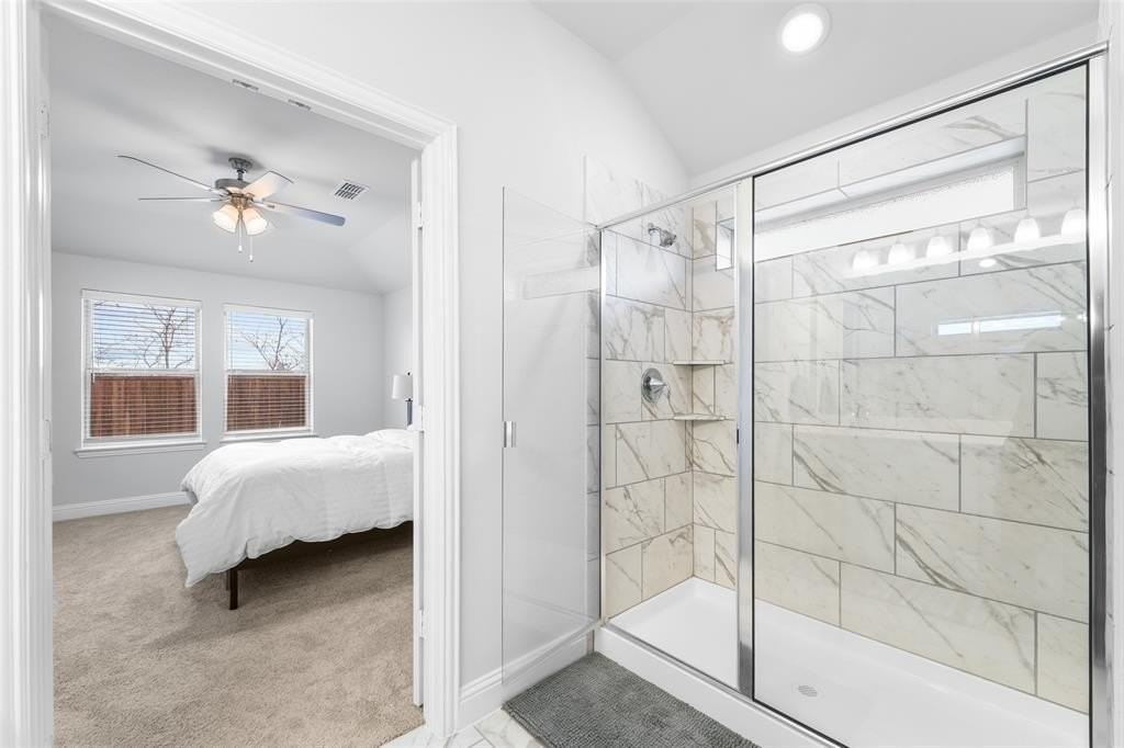 1404 Kade Ave - Photo 4 of 30