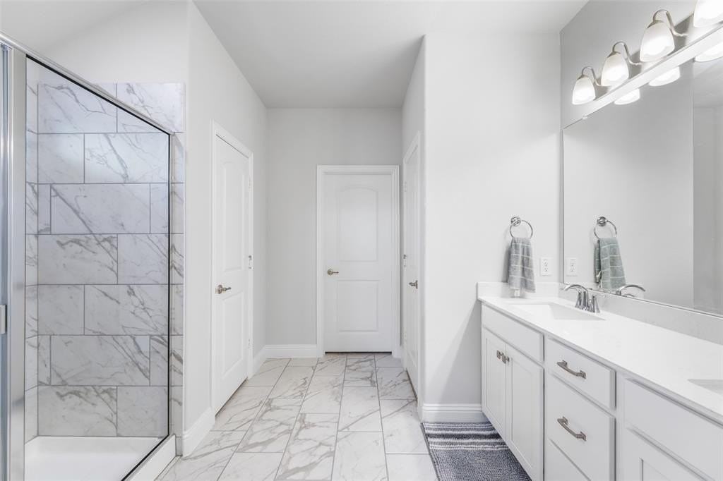 1404 Kade Ave - Photo 5 of 30