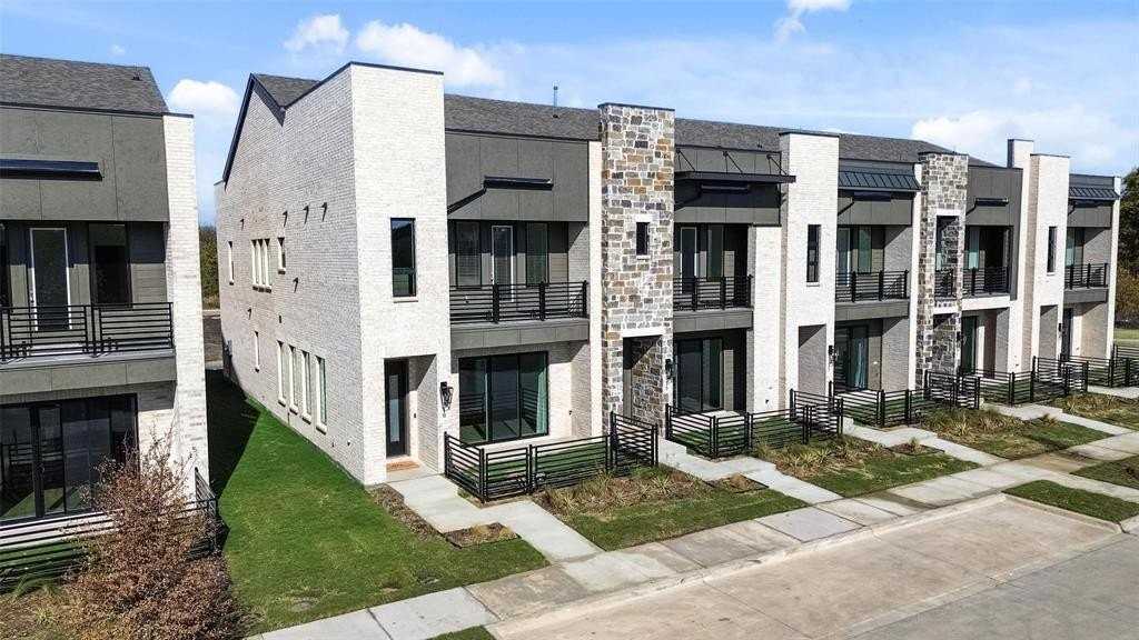 1173 Doris May Dr - Photo 2 of 4