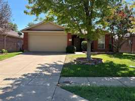 featured image of 729 Bamboo Dr