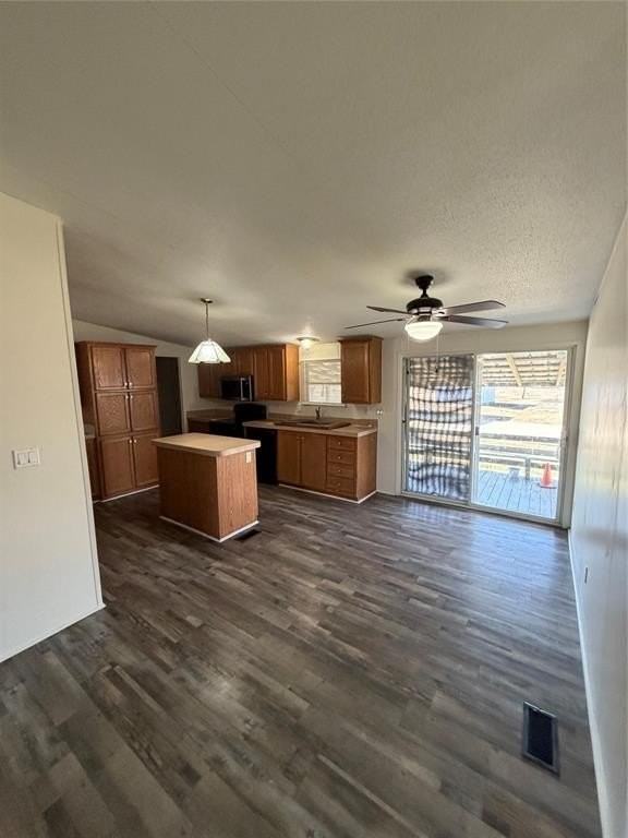 102 Joy Ln - Photo 6 of 14