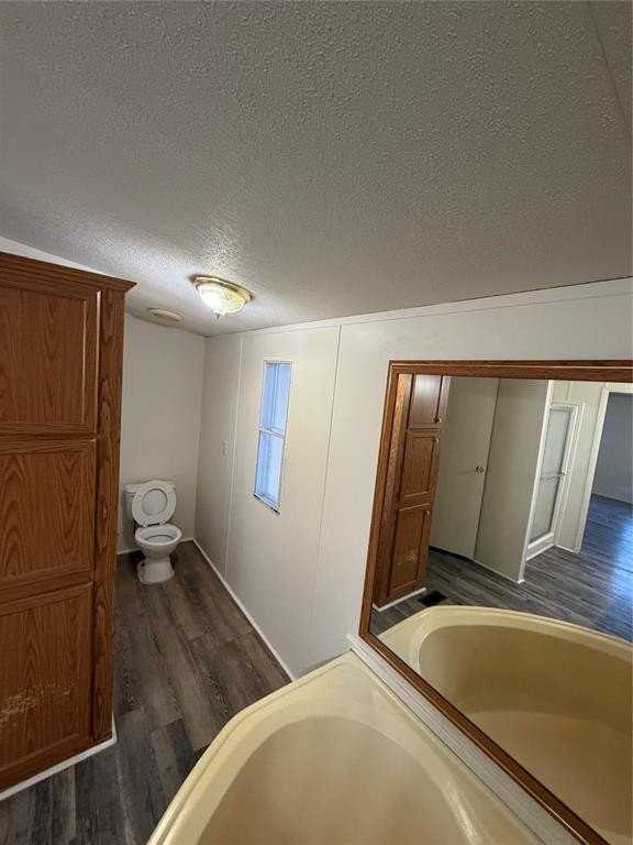 102 Joy Ln - Photo 7 of 14