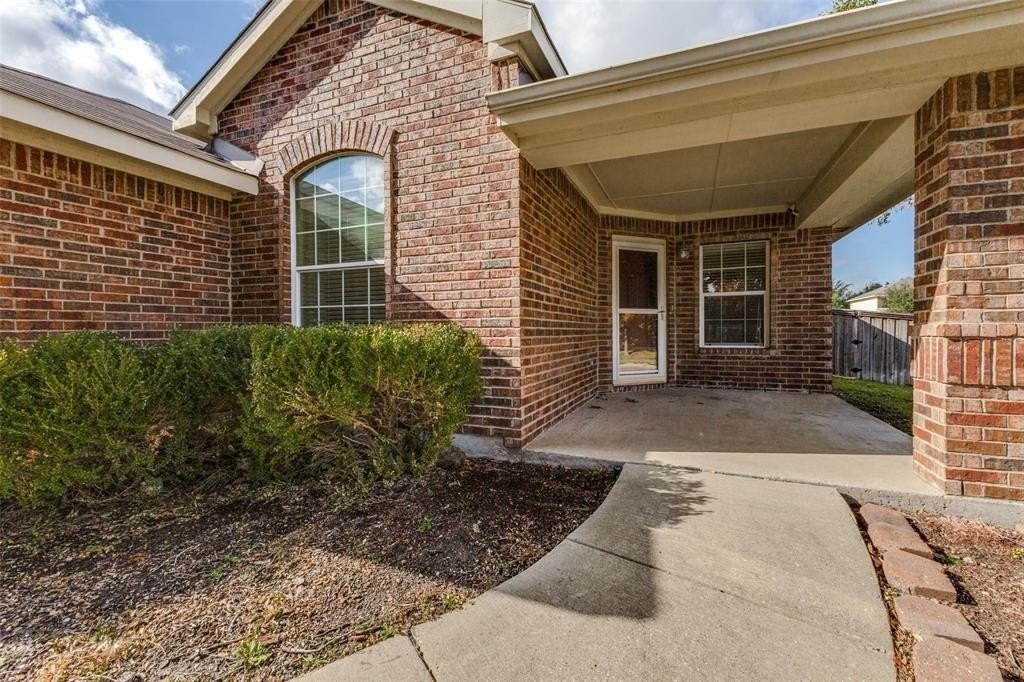 613 Fireberry Dr - Photo 2 of 21