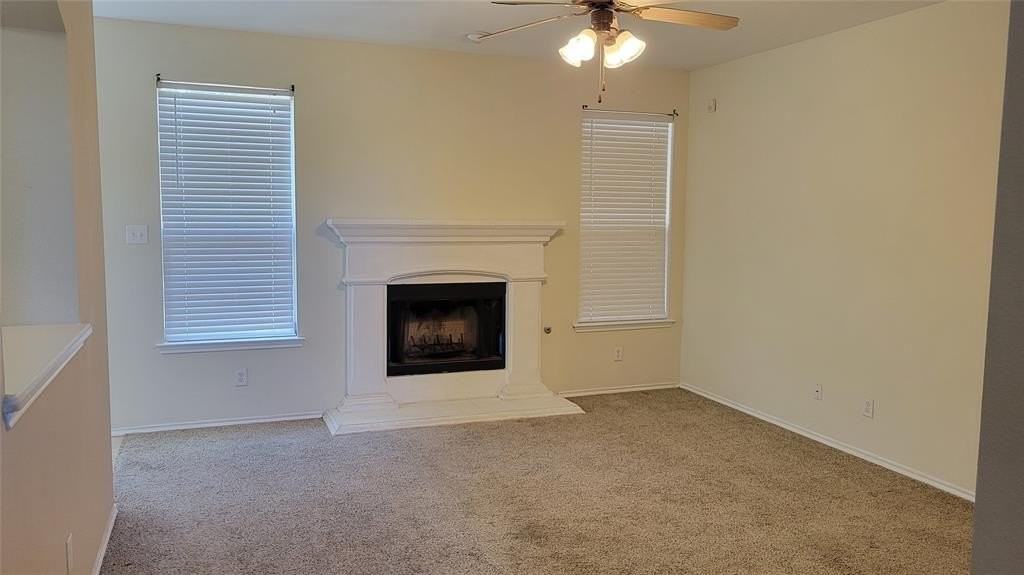 319 Los Altos Dr - Photo 4 of 15