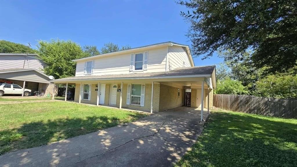 620 Royal Crest Dr - Photo 3 of 16