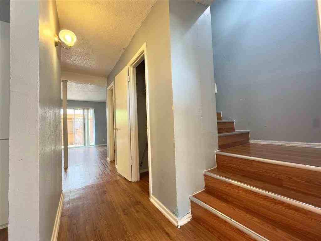 2315 Trellis Pl - Photo 7 of 28