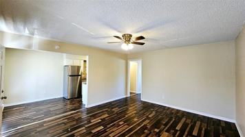 featured image of 202 Park Cir #8