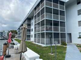 featured image of 3550 Ne 169th St #304