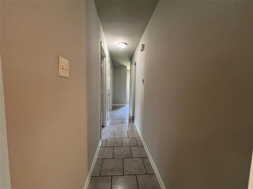 1400 W Laurel St - Photo 6 of 11