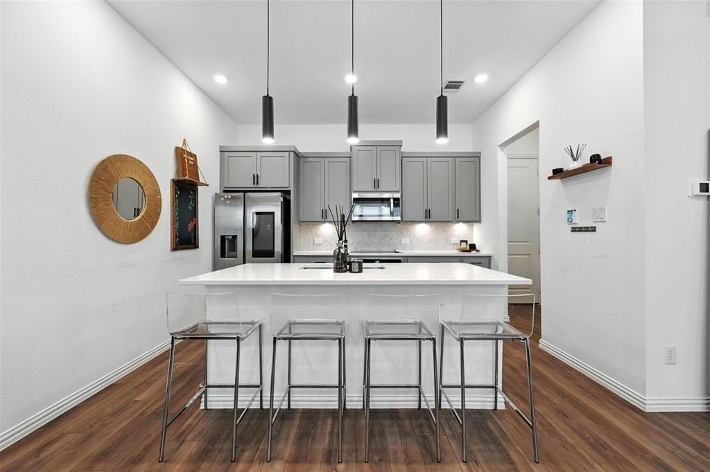 7513 Laburnam Rd - Photo 6 of 23