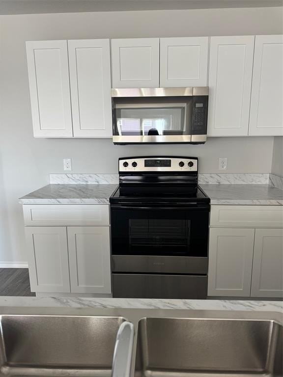 216 Arbor Ct - Photo 3 of 24