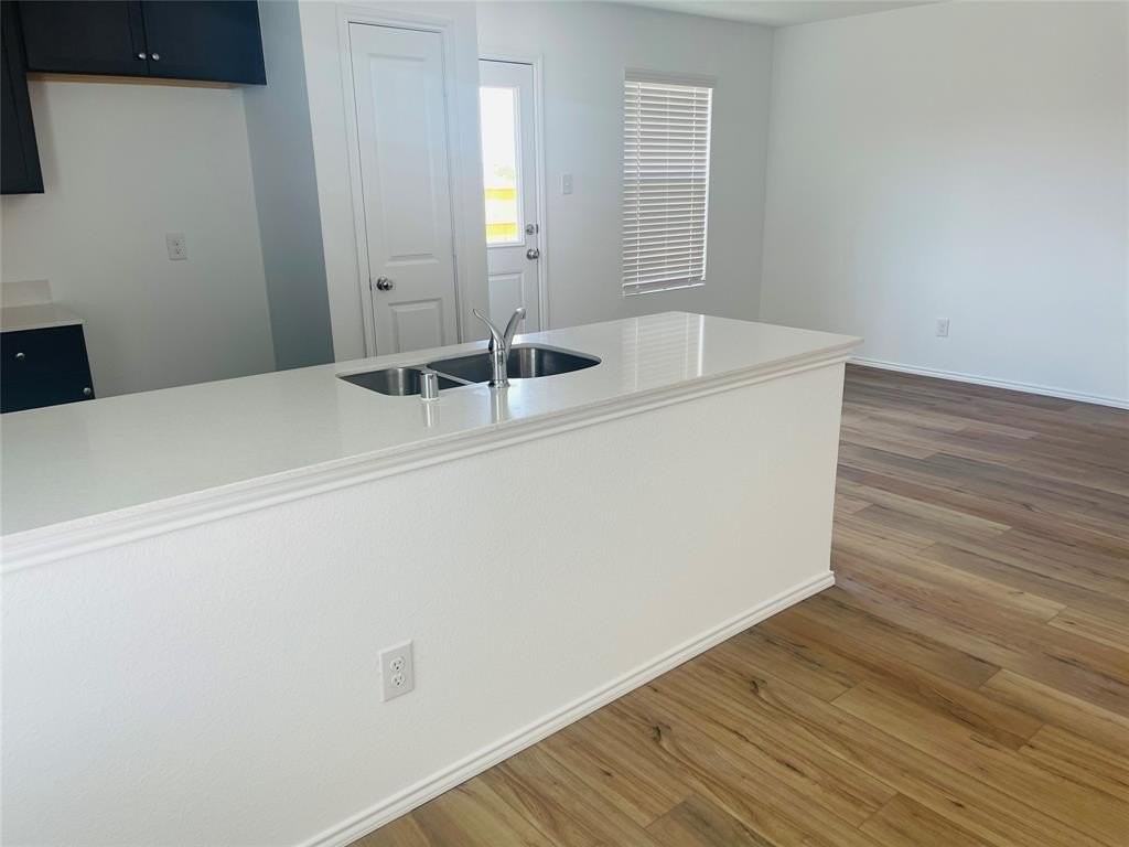 324 Red Rock Trl - Photo 3 of 15