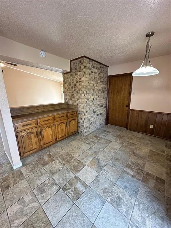 638 Grinnell Dr - Photo 6 of 32