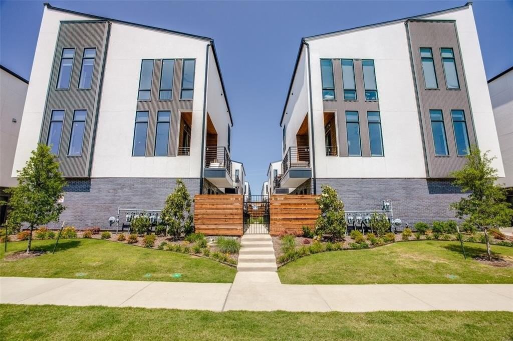 2190 Bennett Ave #301 - Photo 2 of 21