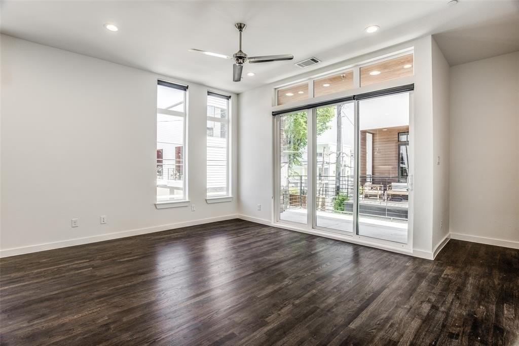 2190 Bennett Ave #301 - Photo 7 of 21