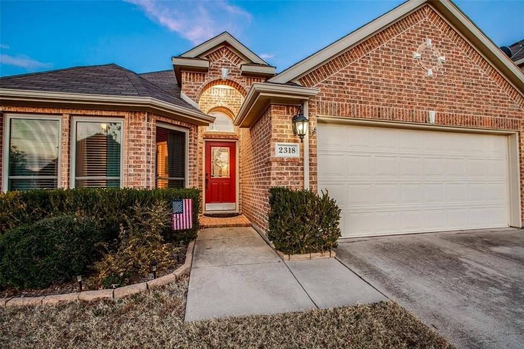 2318 Sparrow - Photo 3 of 25