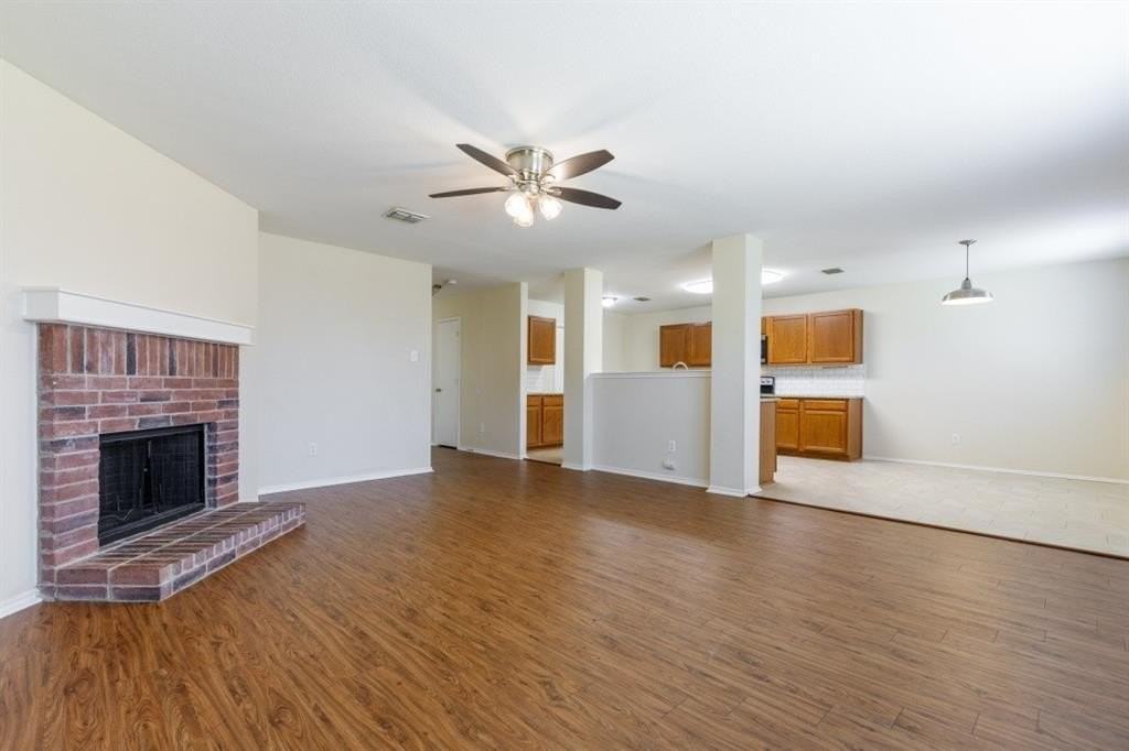 6104 St James Pl - Photo 7 of 24