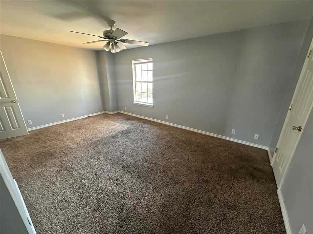 114 S Holly Ave - Photo 6 of 7