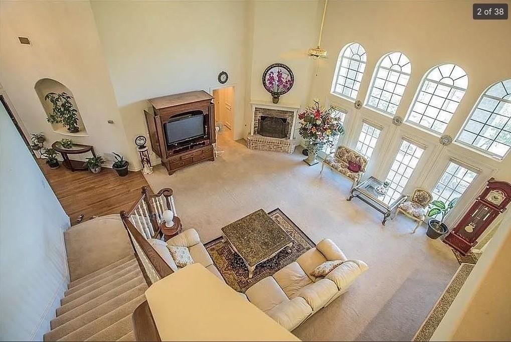 6512 Mesa Ridge Ct - Photo 3 of 24