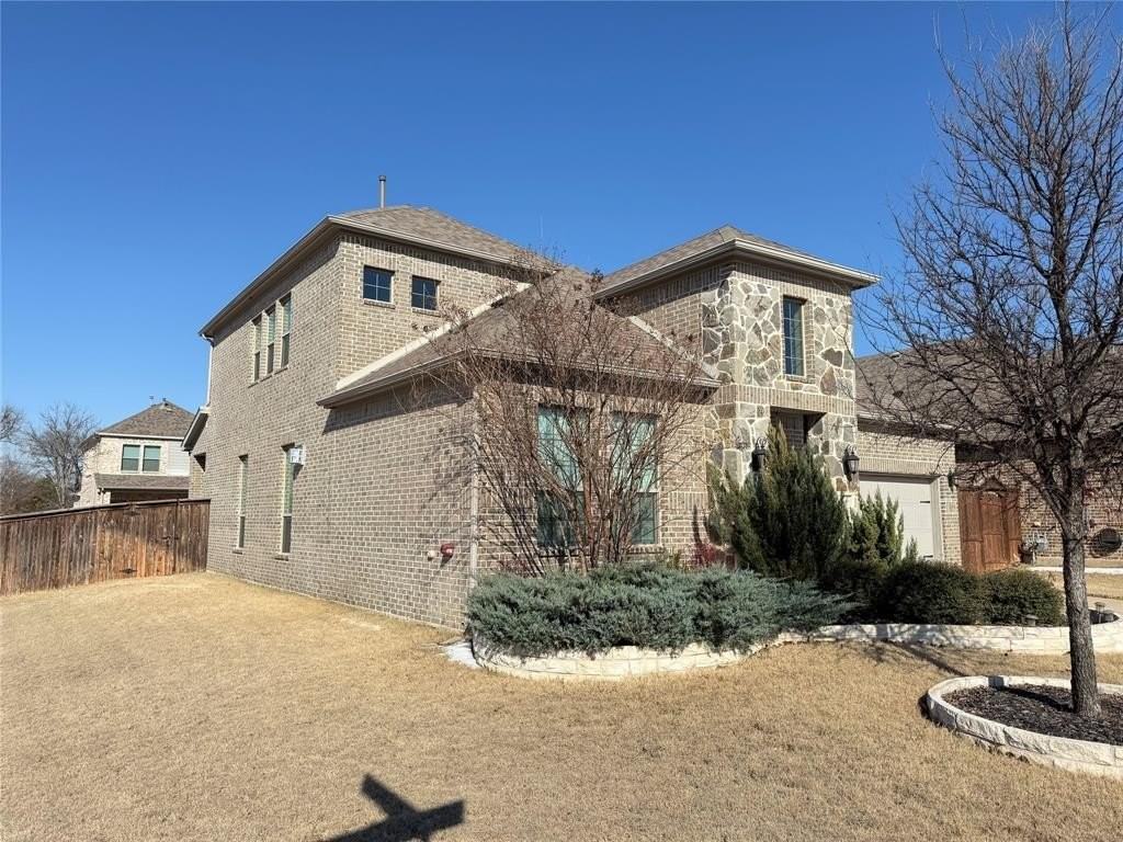 4136 Crowe Ln - Photo 2 of 31