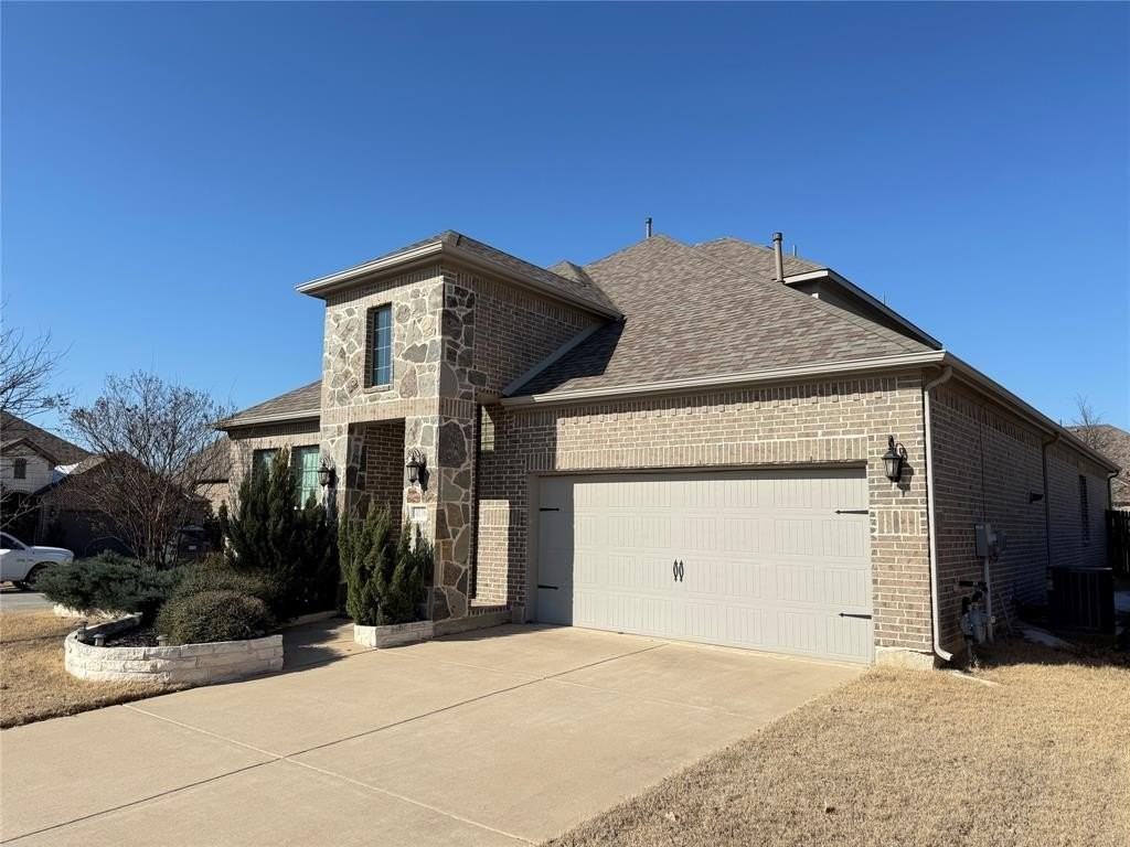 4136 Crowe Ln - Photo 3 of 31