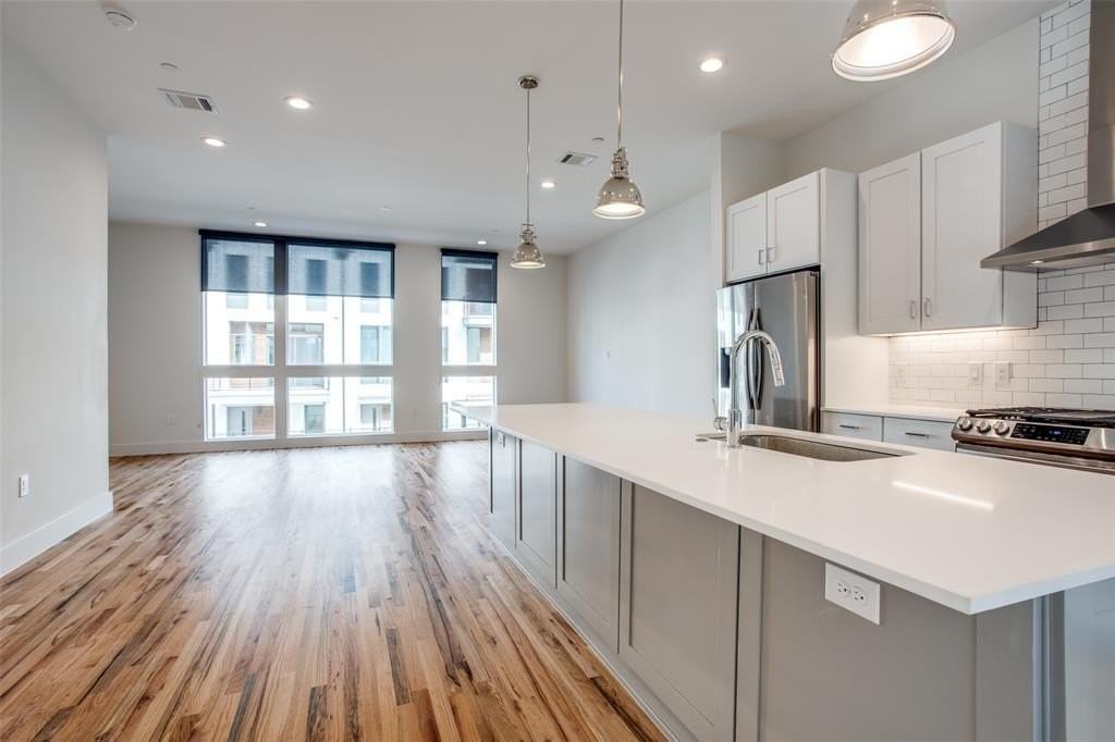 2128 Ashby St #505 - Photo 3 of 22