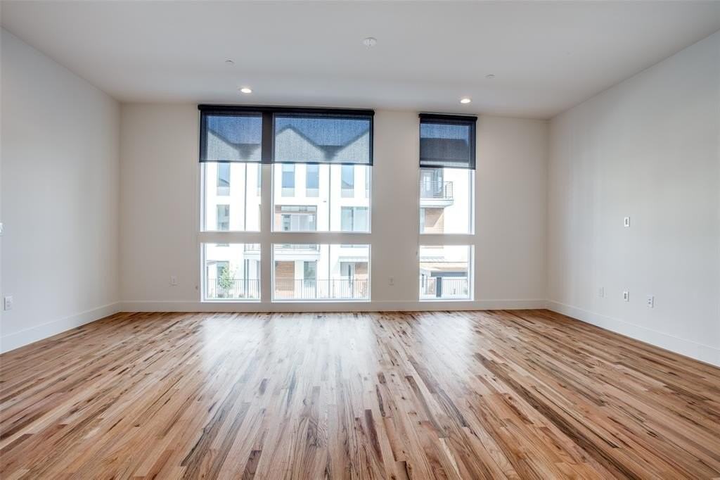 2128 Ashby St #505 - Photo 4 of 22