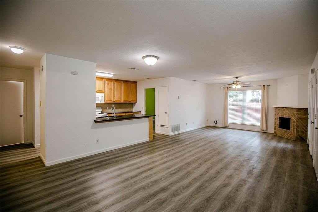 1500 Vancouver Dr - Photo 2 of 11