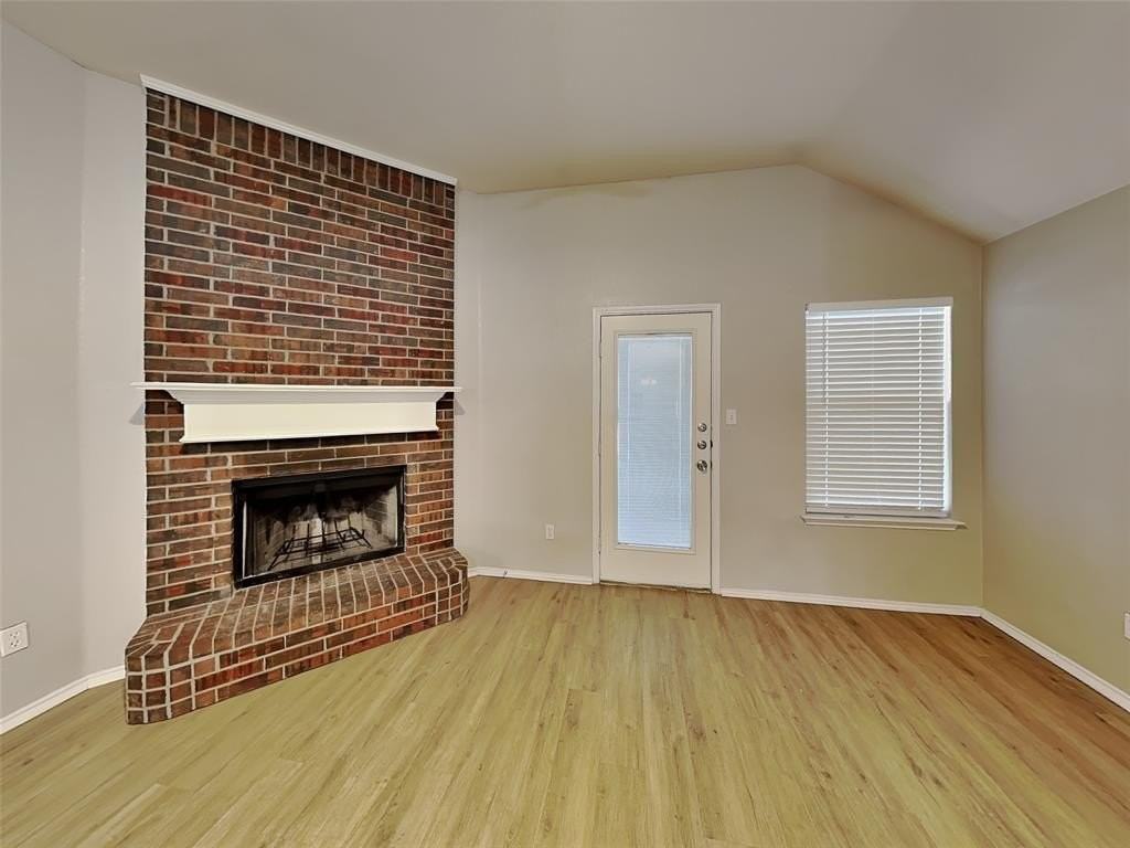 1658 Wildflower Dr - Photo 2 of 18