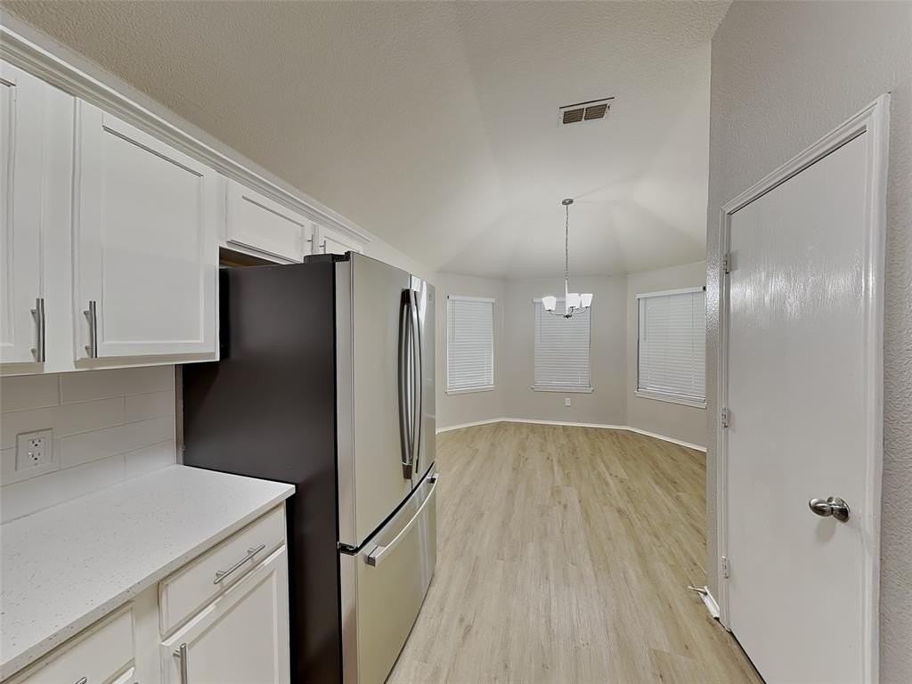 1658 Wildflower Dr - Photo 5 of 18