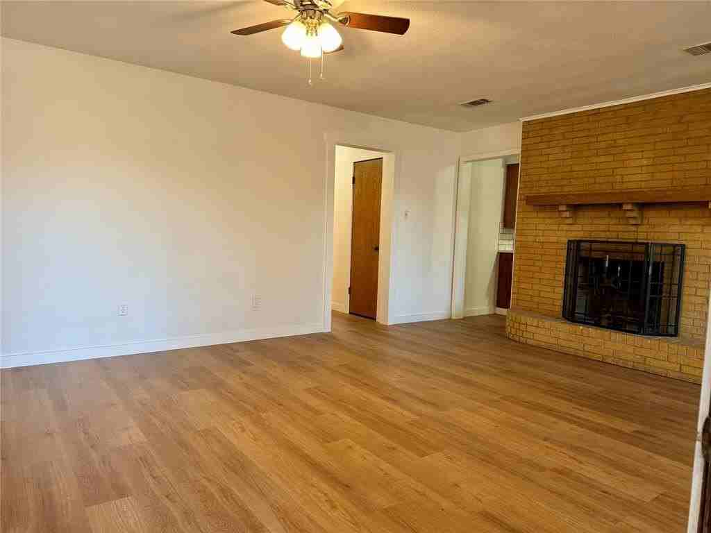 1200 N Texas St - Photo 2 of 19