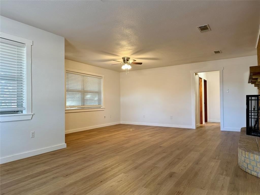 1200 N Texas St - Photo 6 of 19