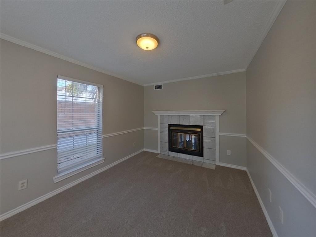 1417 Baker Dr - Photo 3 of 19