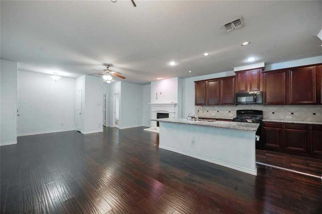 8901 Whitehead St - Photo 5 of 10