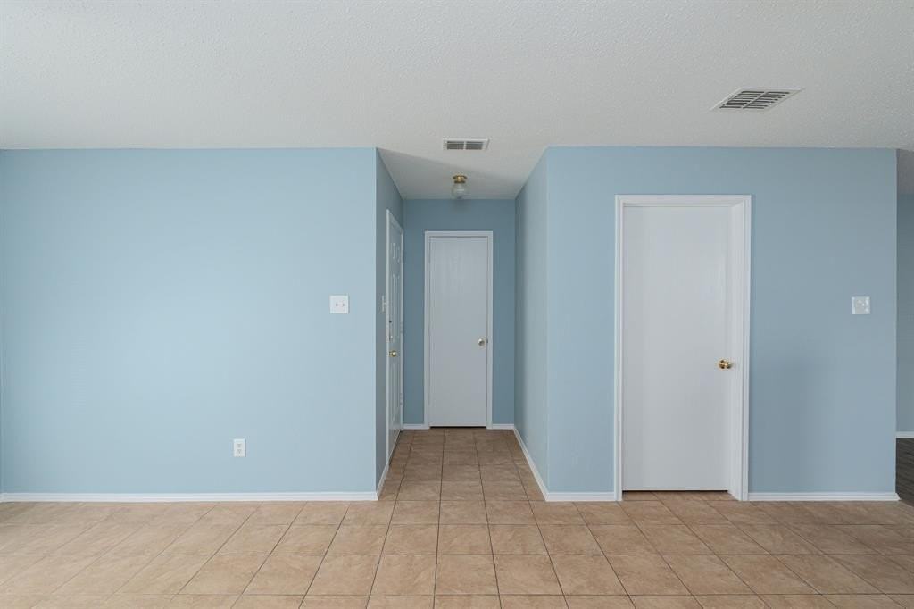 2513 Belle - Photo 3 of 17