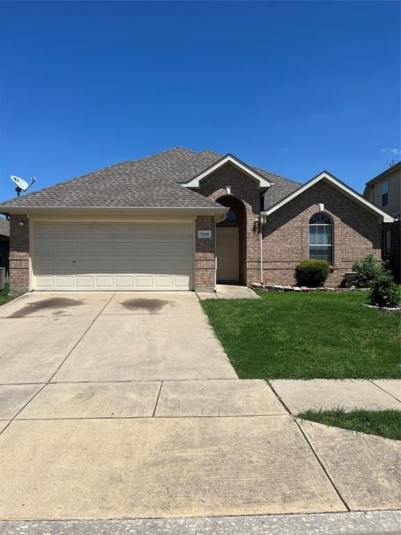 7216 Kentish Dr - Photo 4 of 26